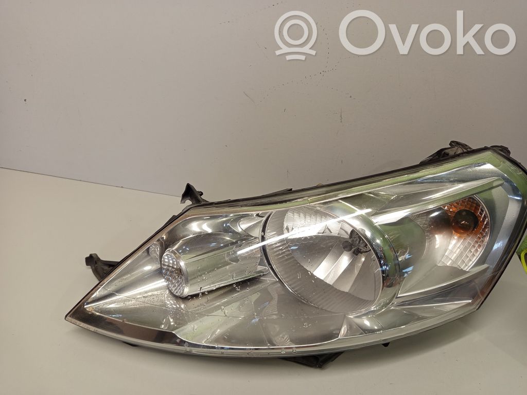 Headlight/headlamp   89902605