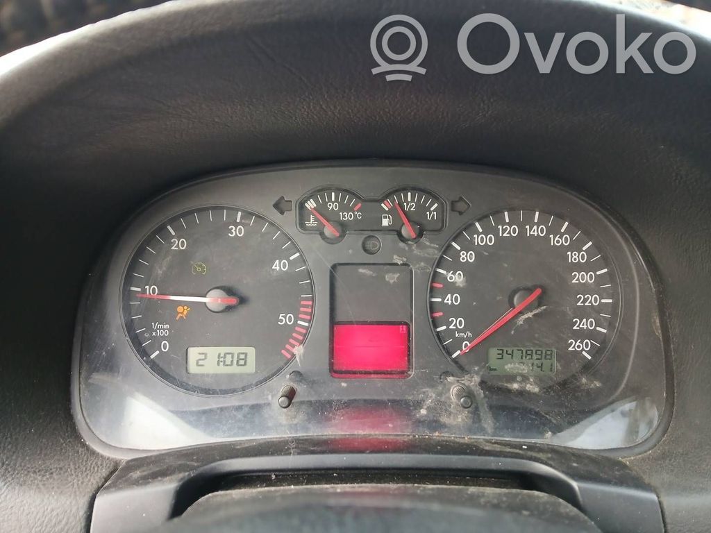 Volkswagen Golf IV Licznik / Prędkościomierz 