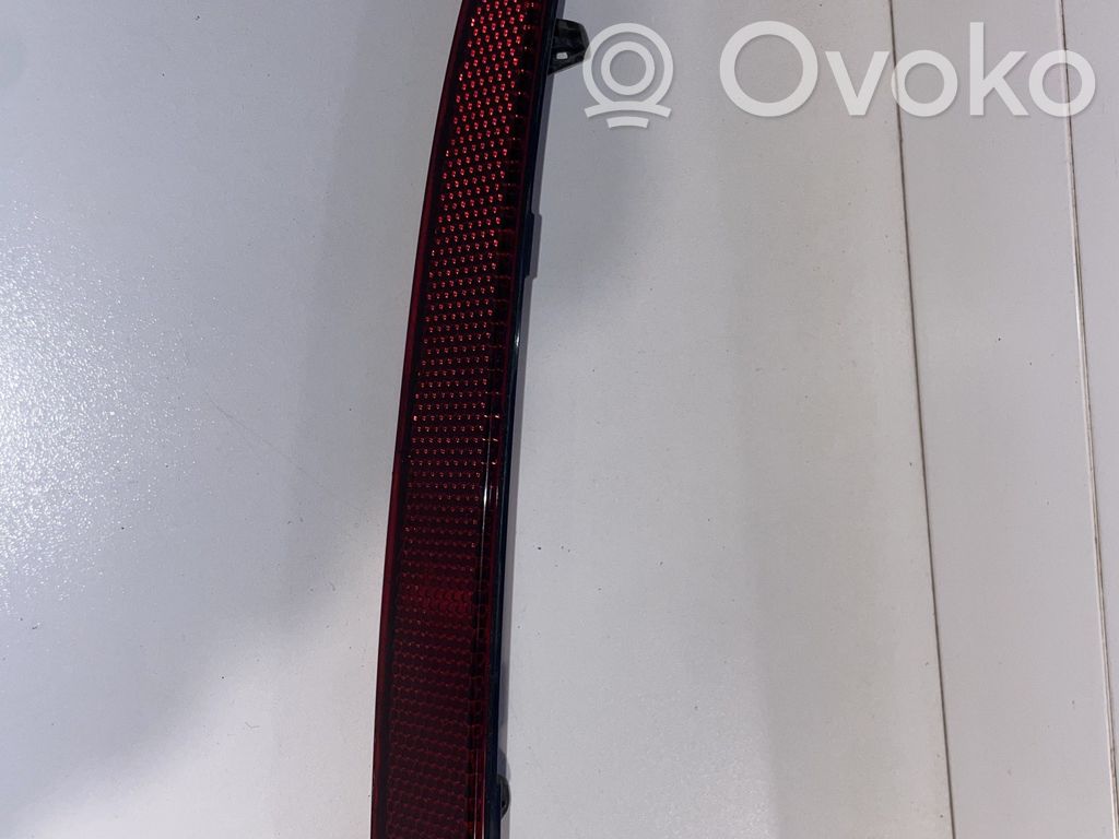 Tesla Model 3 Galinis atšvaitas 