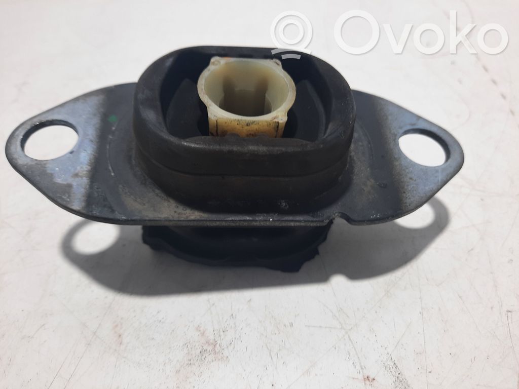 Renault Twingo III Engine mount bracket 