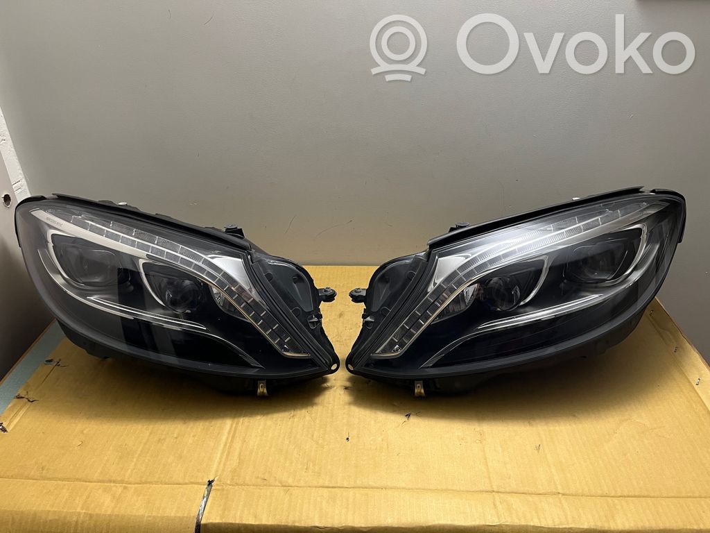 Mercedes-Benz S W222 Lampa przednia 