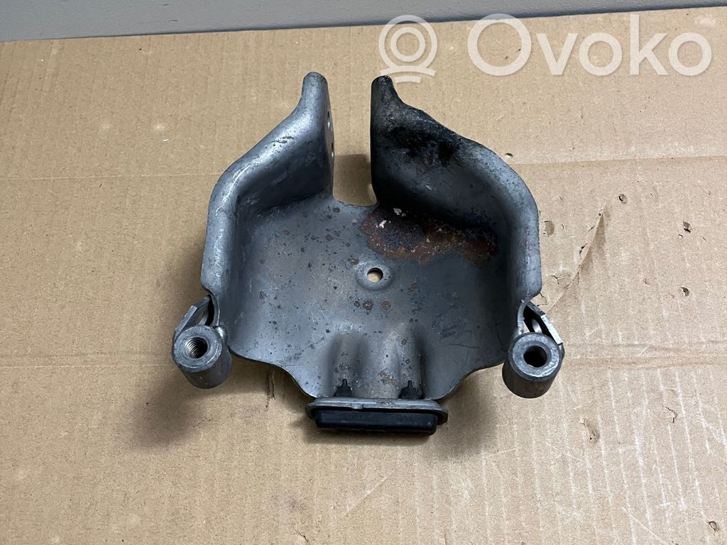 Engine mounting bracket   4G0399060E