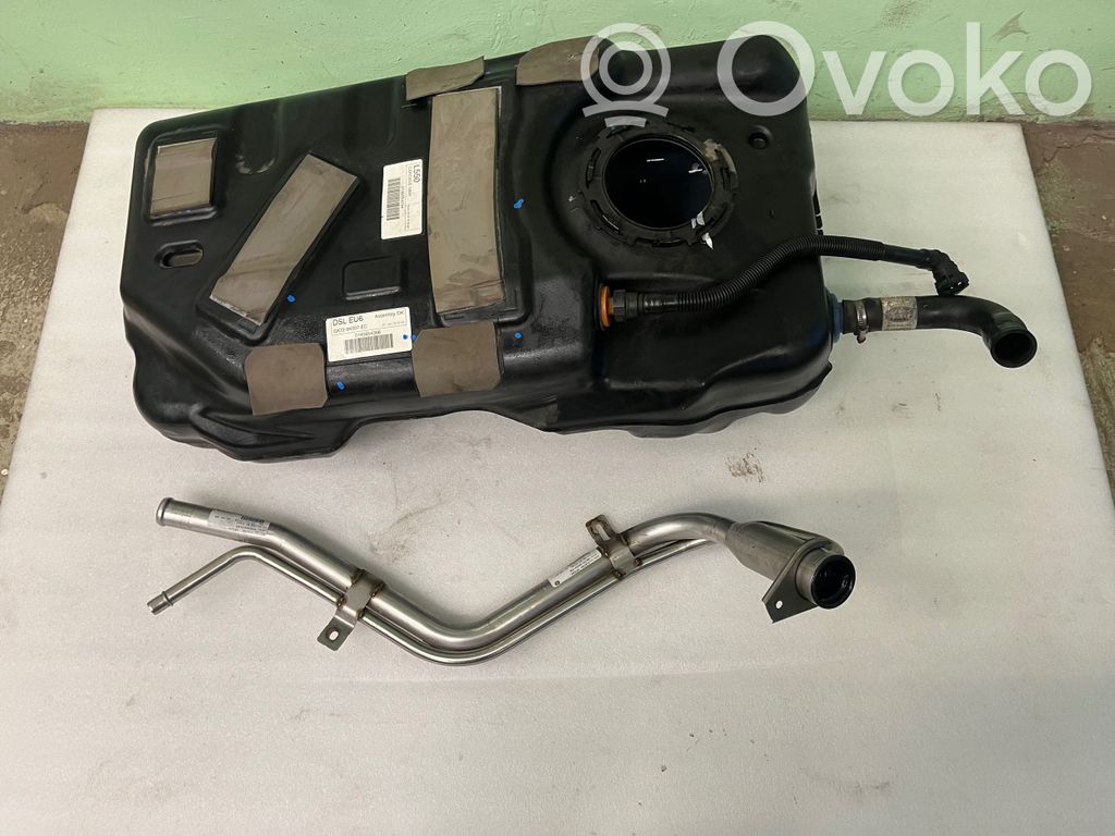 Land Rover Discovery Sport Zbiornik paliwa 