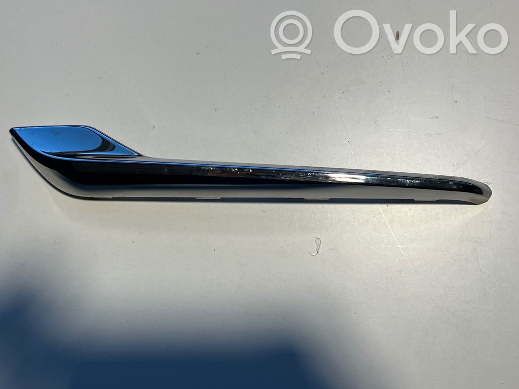 Opel Combo E Front bumper upper radiator grill 