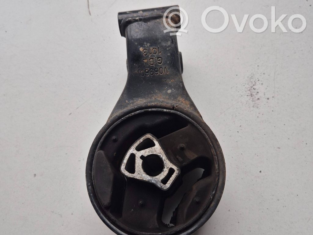 Opel Zafira C Engine mount bracket 