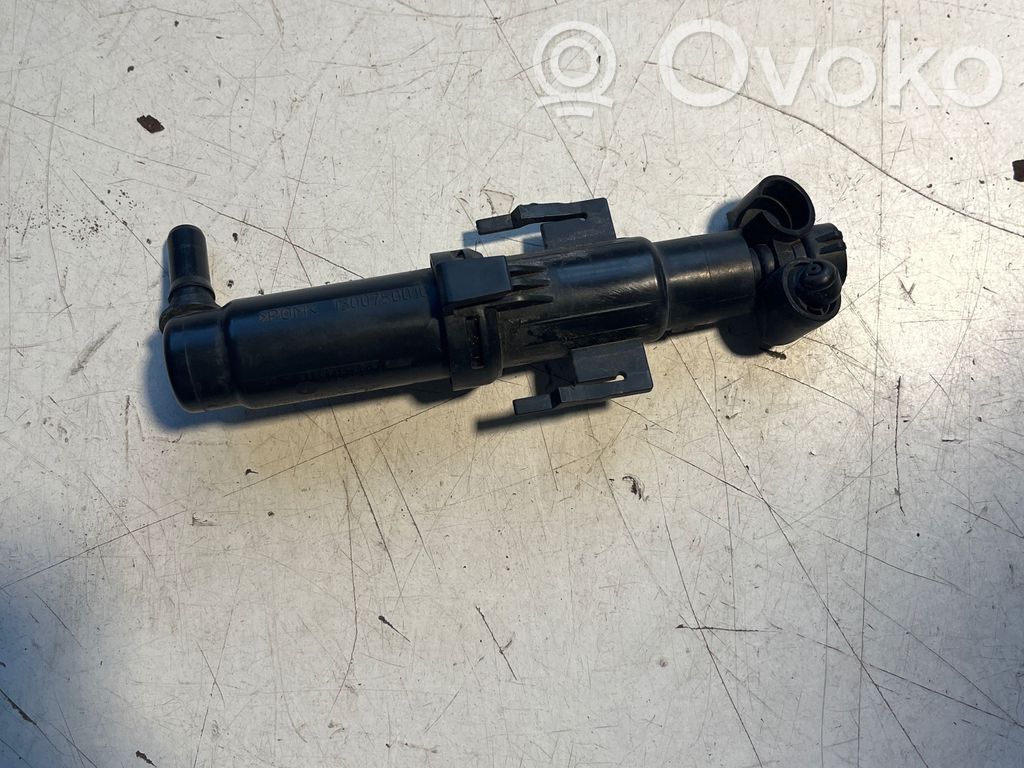 BMW 5 F10 F11 Dysza spryskiwacza lampy przedniej 