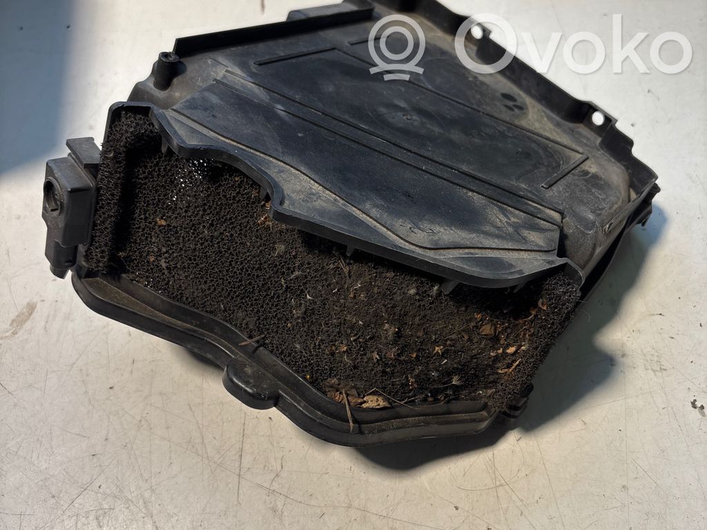 BMW 5 F10 F11 Pokrywa mikrofiltra kabiny 