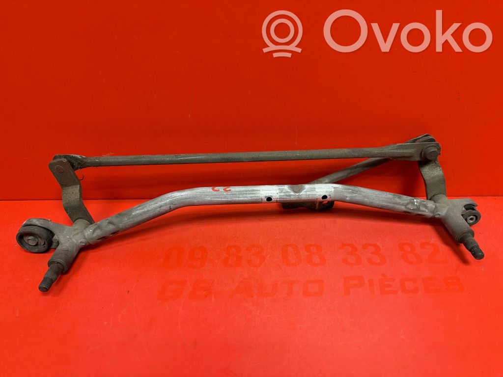 Front wiper linkage