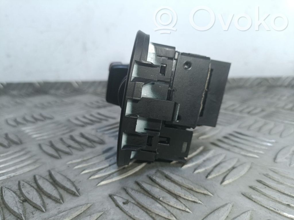 Interruptor de luz   1P1941431BR