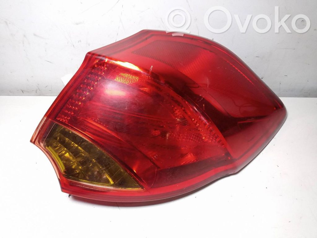 Luz trasera/de freno   92402A20