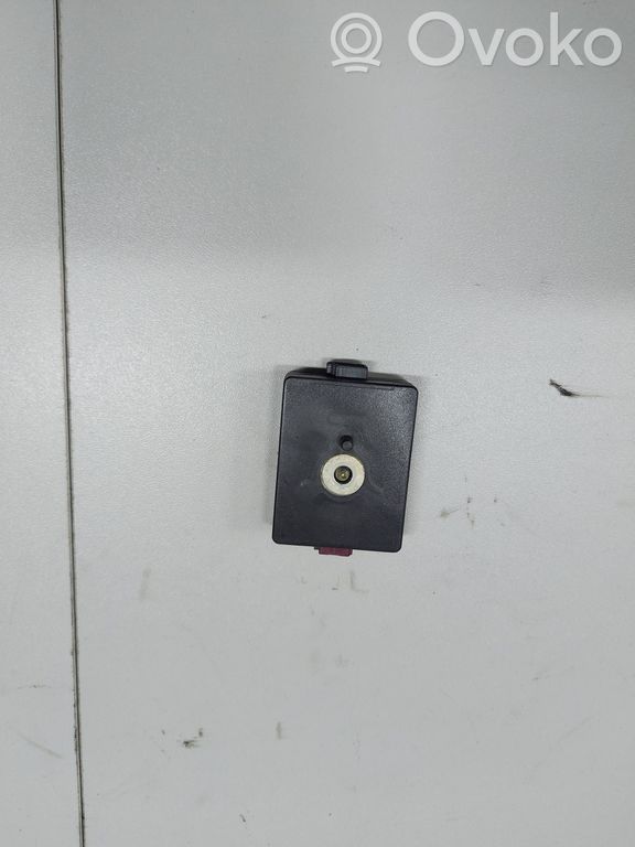 BMW 3 E46 Antenas pastiprinātājs 
