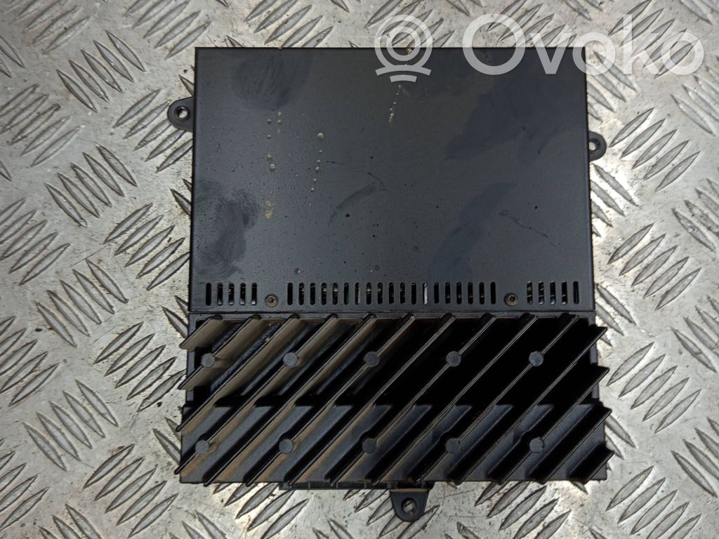 BMW 3 E46 Sound amplifier 
