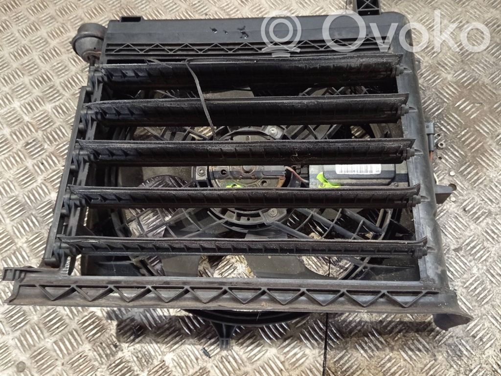 BMW 3 E46 Elektrisks radiatoru ventilators 