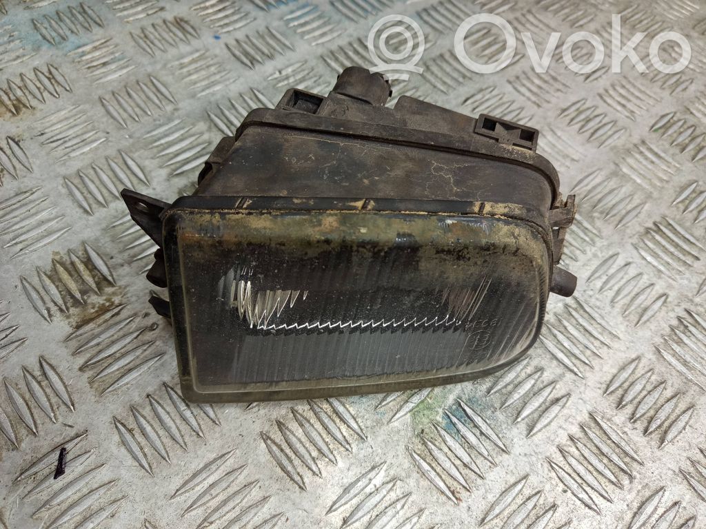 BMW 3 E46 Etusumuvalo 