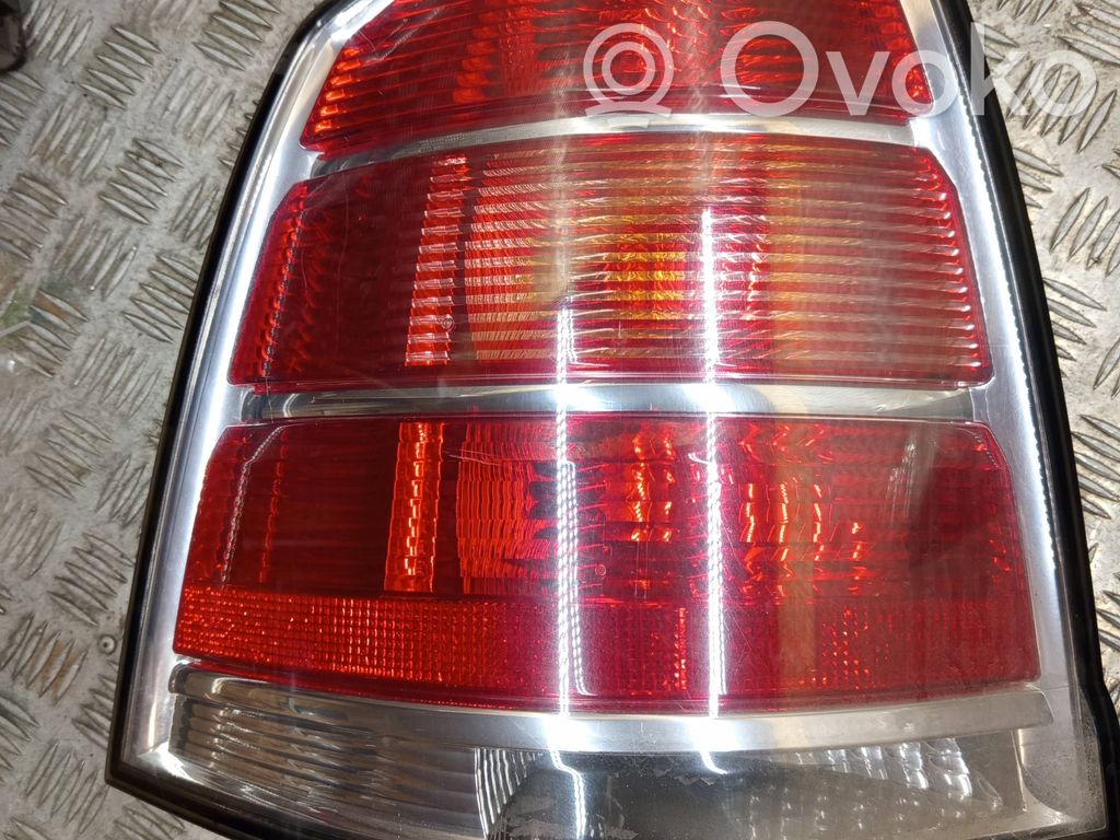 Opel Zafira B Galinis žibintas kėbule 