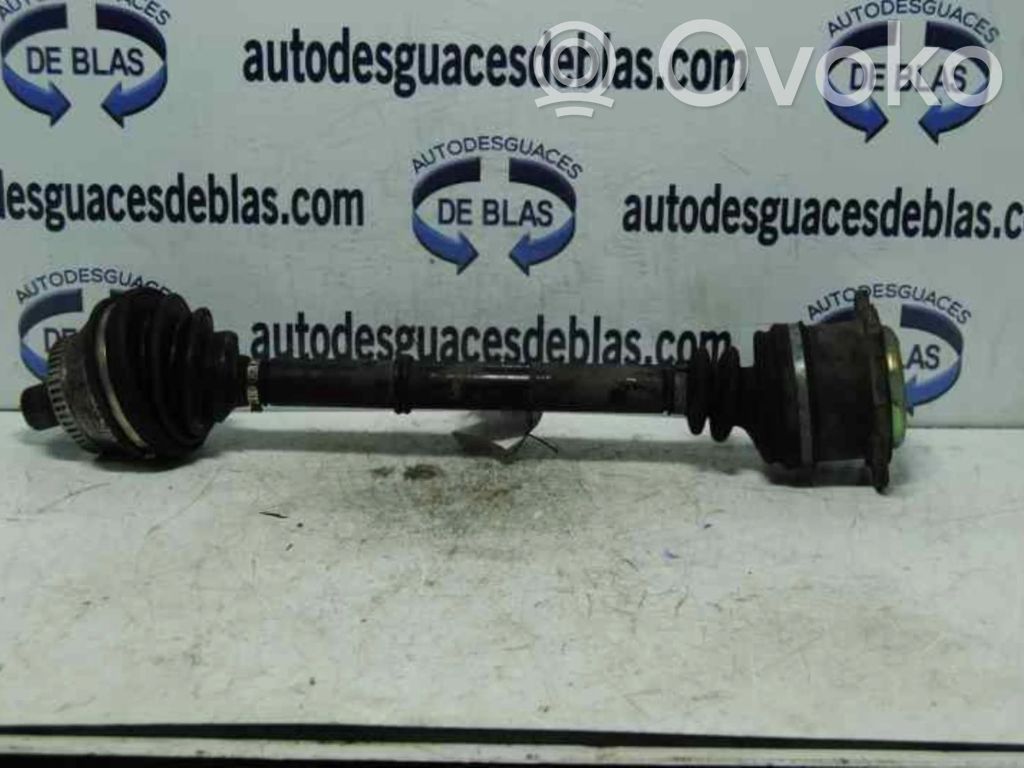 Audi A8 S8 D2 4D Kardanas komplekte 