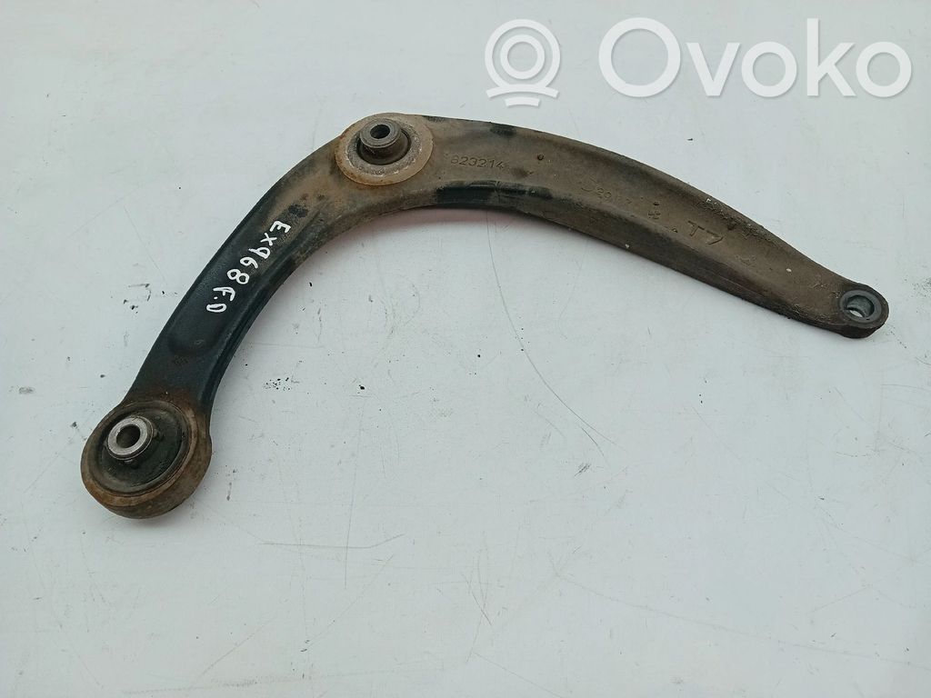 Front control arm   823214,1610938180,1613991280,1643189180,3520V2,3521R1,3521R3,3521T9,9805607380