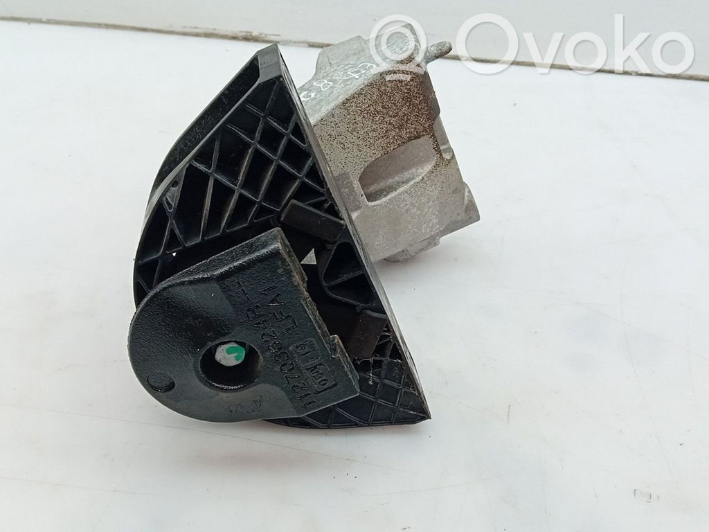 Engine mount bracket   113752043R