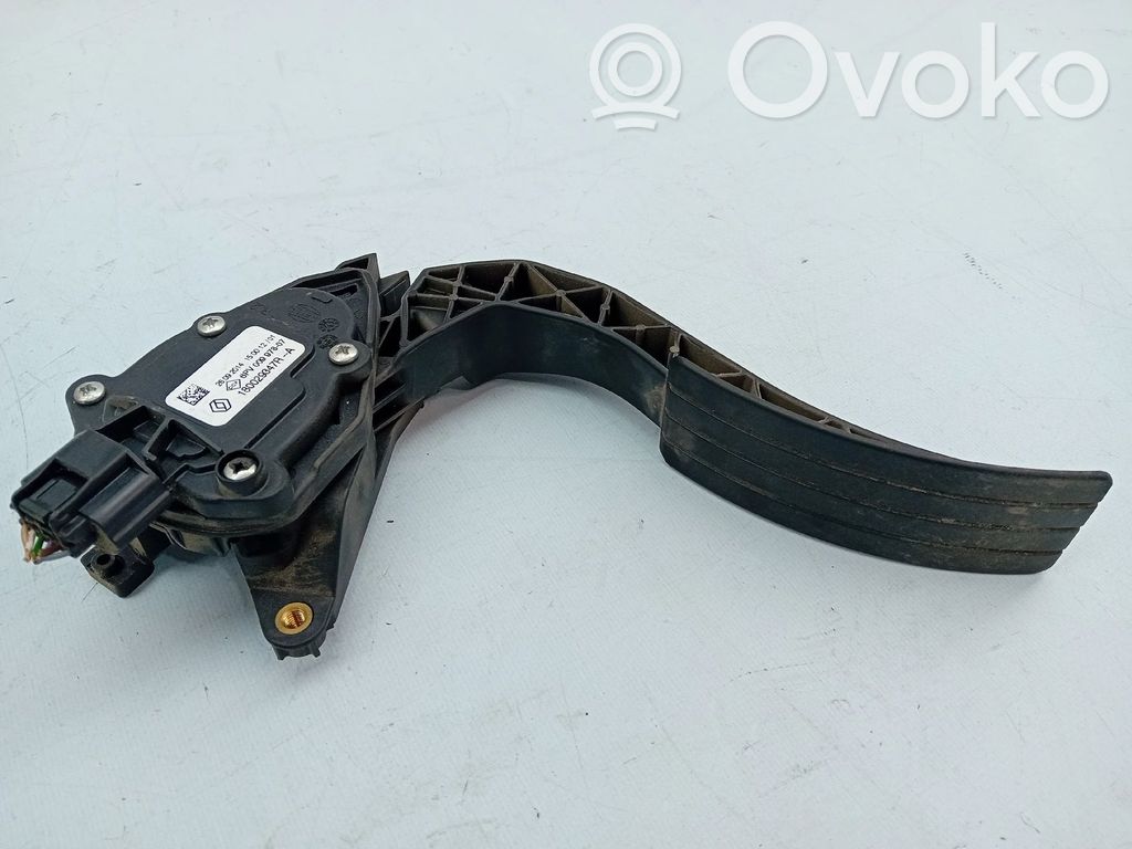 Accelerator throttle pedal   180029347R