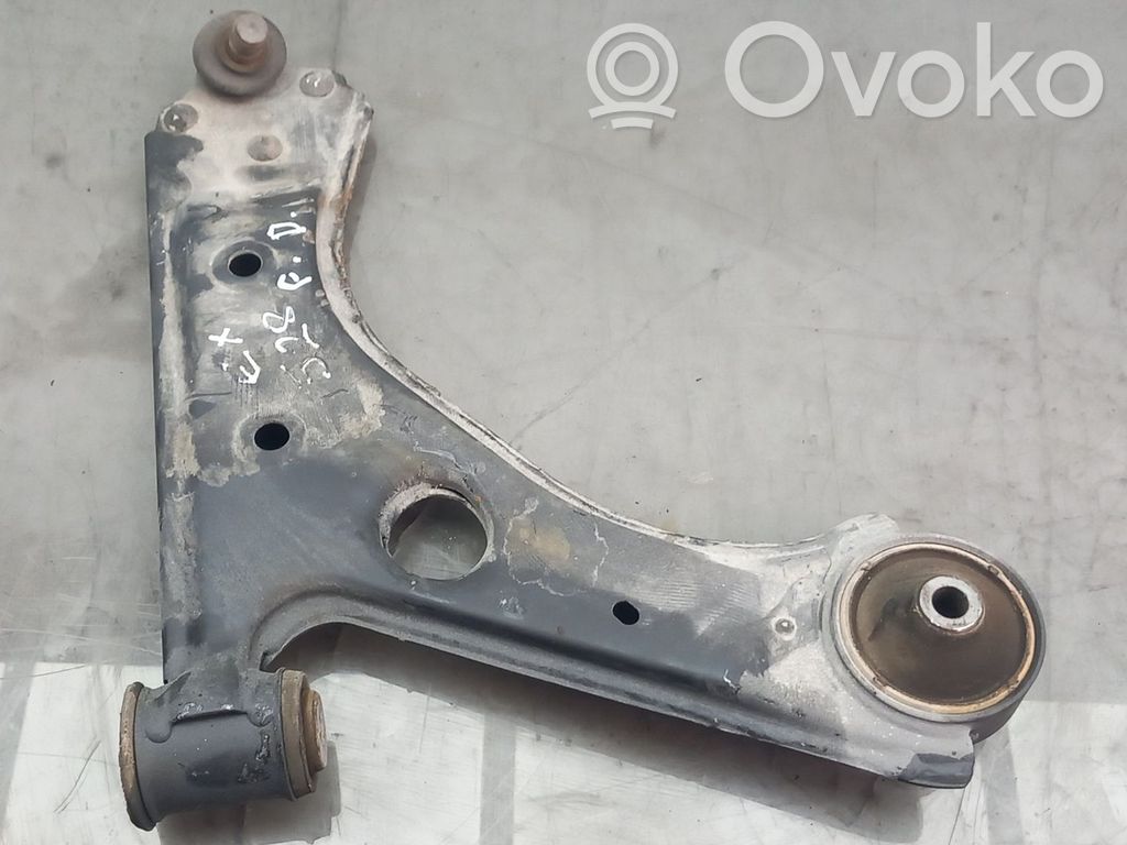Opel Corsa E Рычаг 