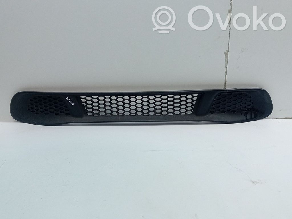 Smart ForTwo II Etusäleikkö 