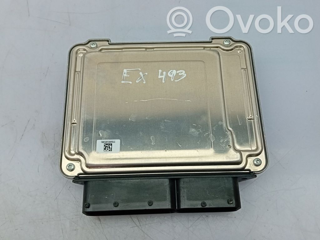 Unidad de control/módulo del motor   05E907309D