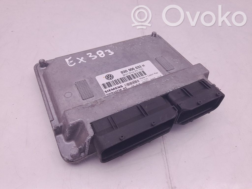 Engine control unit/module   03D906033H