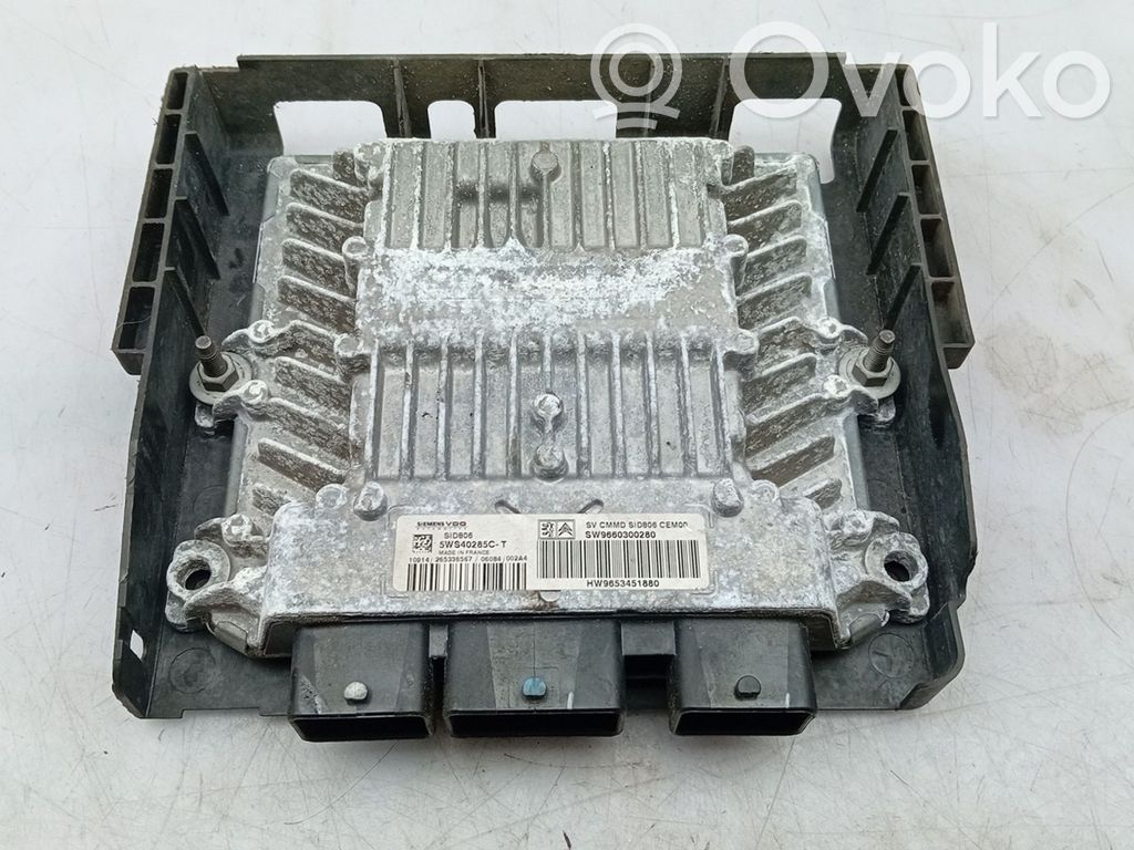 Motorsteuergerät/-modul   SW9660300280