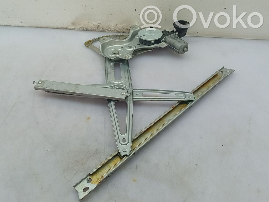 Toyota Yaris Macara geam față fără motor 