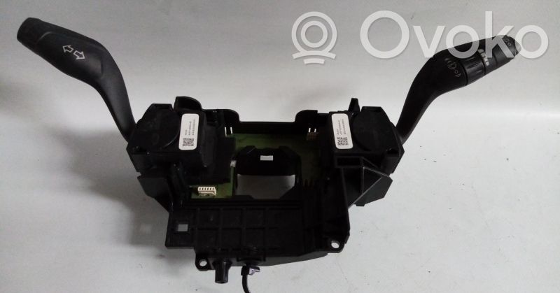 Ford Focus Sonstige Schalter / Griffe / Umschalter