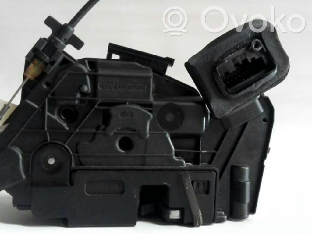 Serratura portiera anteriore   5K1837016E