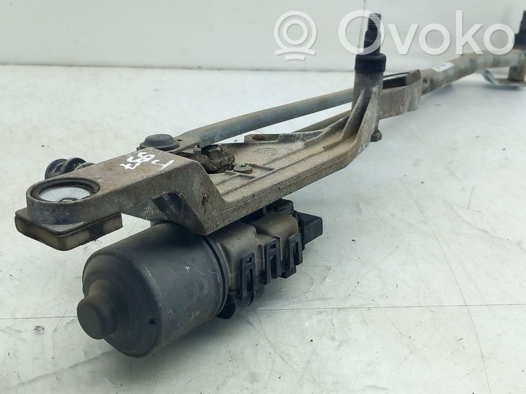 Wiper motor   4M5117504