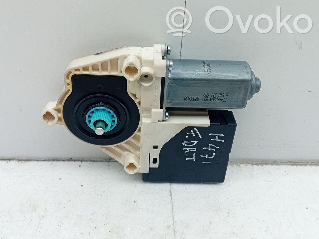 Motor del regulador de la ventanilla de la puerta delantera   7746020400