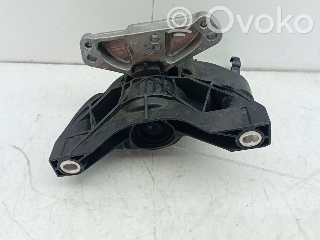 Engine mount bracket   A1S111CU2