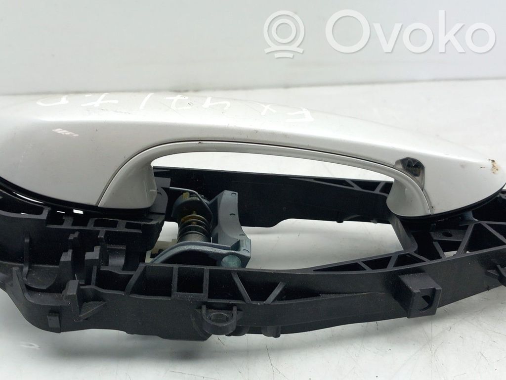 BMW 1 F40 Takaoven ulkokahva 