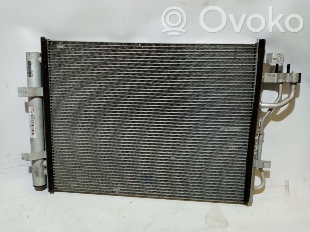 Radiatore di raffreddamento A/C (condensatore)   25304B9110