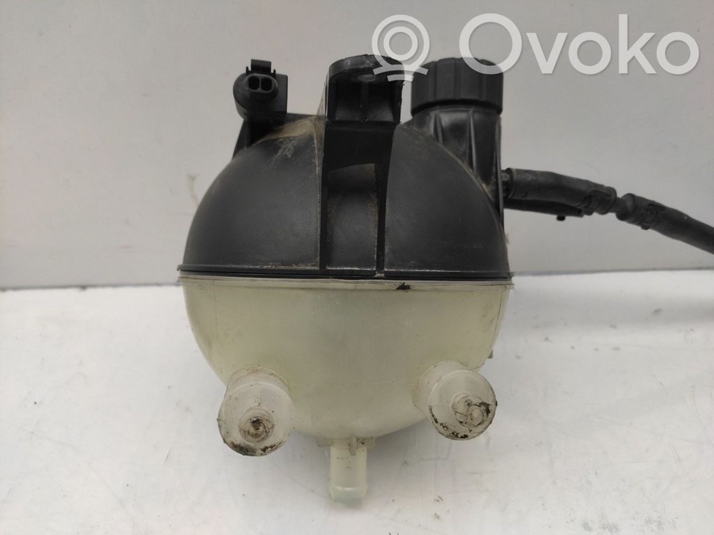 Mercedes-Benz A W169 Serbatoio di compensazione del liquido refrigerante/vaschetta