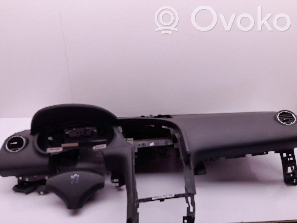 Peugeot 3008 I Airbag set 