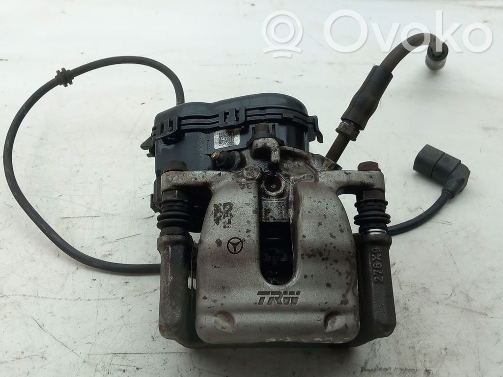 Mercedes-Benz A W176 Pinza del freno posteriore 