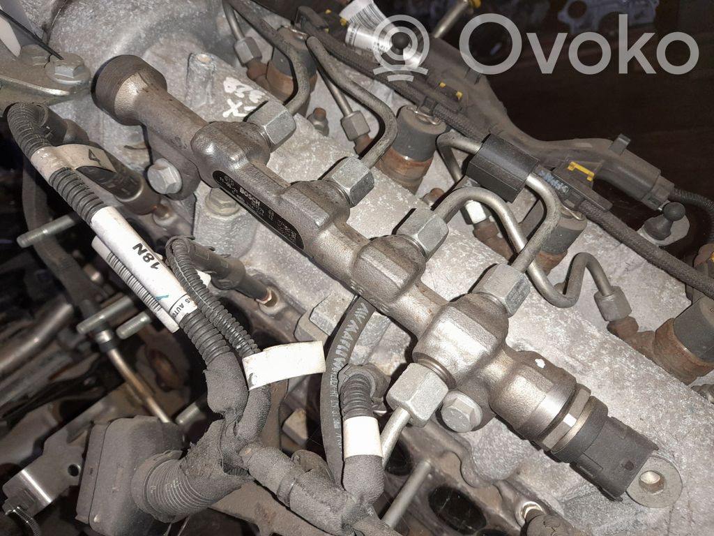 Inyector de combustible   BOSCH,0445110423