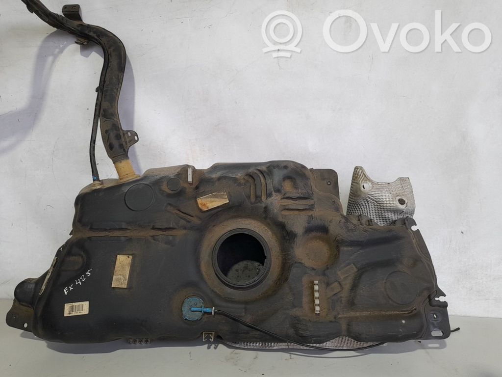 Depósito de combustible   9675509080