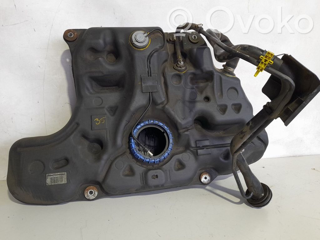 Toyota Auris E180 Polttoainesäiliö 