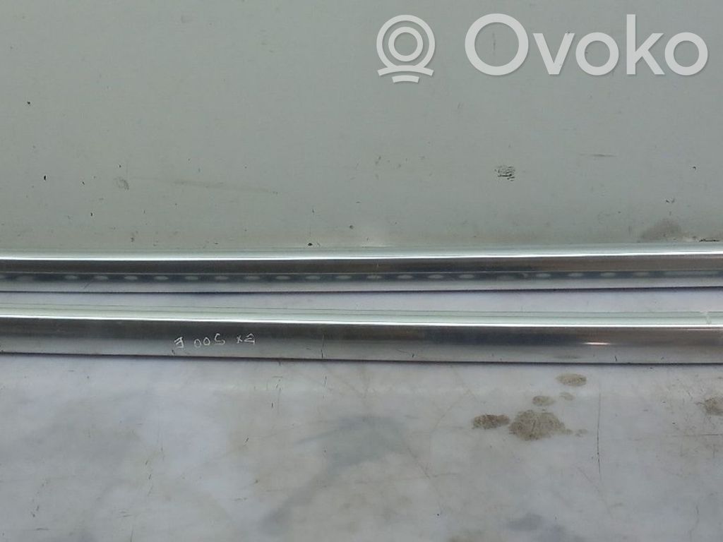 Renault Megane IV Șină bară capotă 