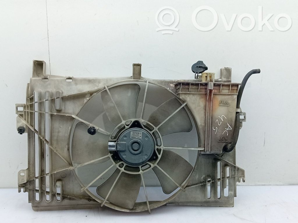 Toyota Avensis T220 Ventilatore di raffreddamento elettrico del radiatore