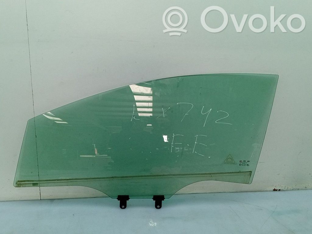 KIA Rio Etuoven ikkunalasi, neliovinen malli