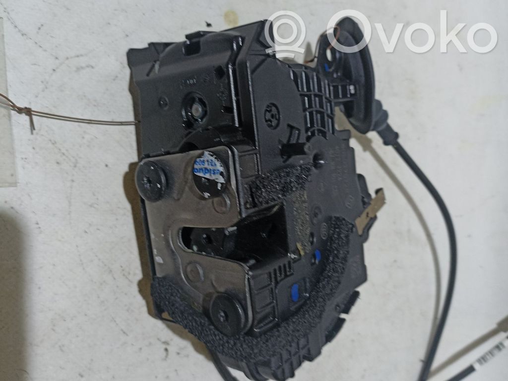 Cerradura de puerta trasera   805027072R