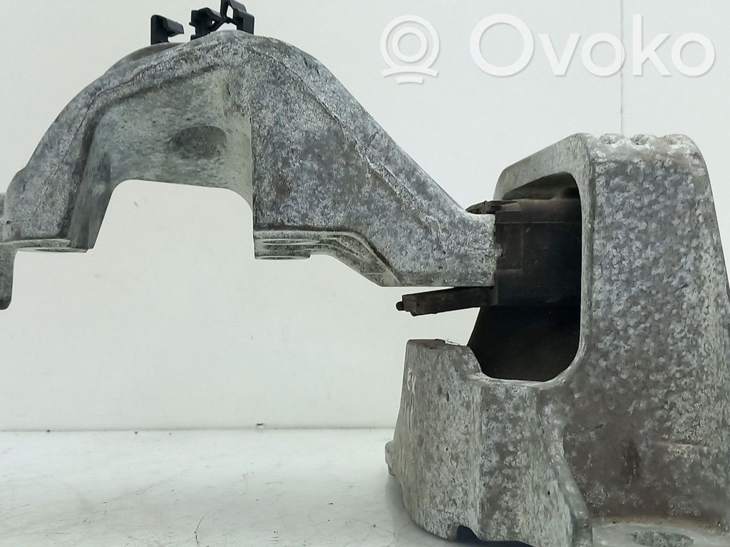 Moottorin kiinnikekorvake   326D23