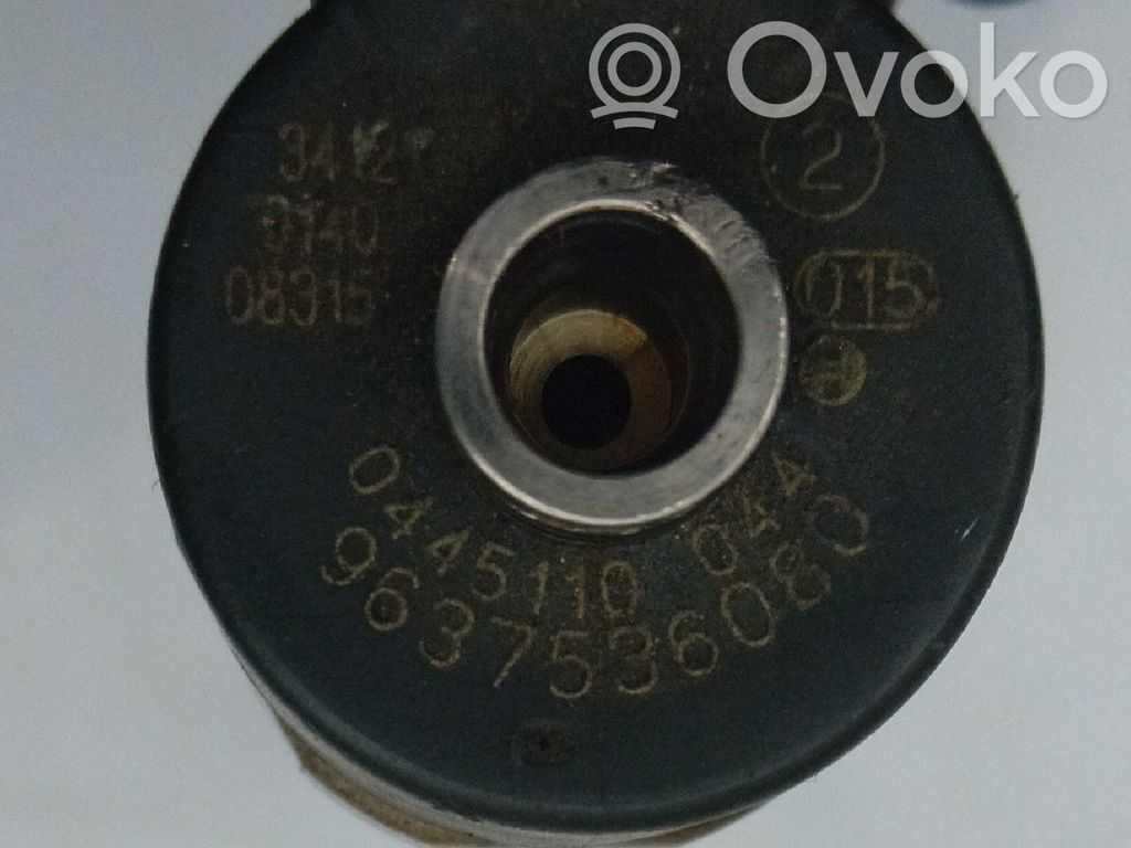 Inyector de combustible   0445110044,9637536080