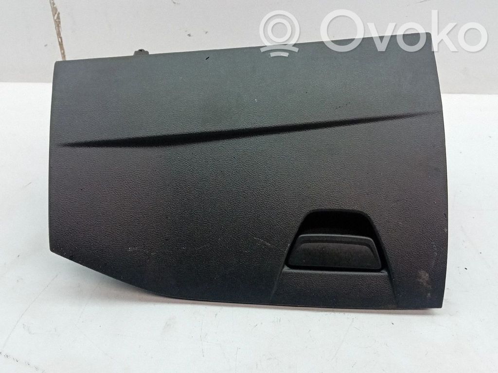 Ford Focus Daiktadėžė 