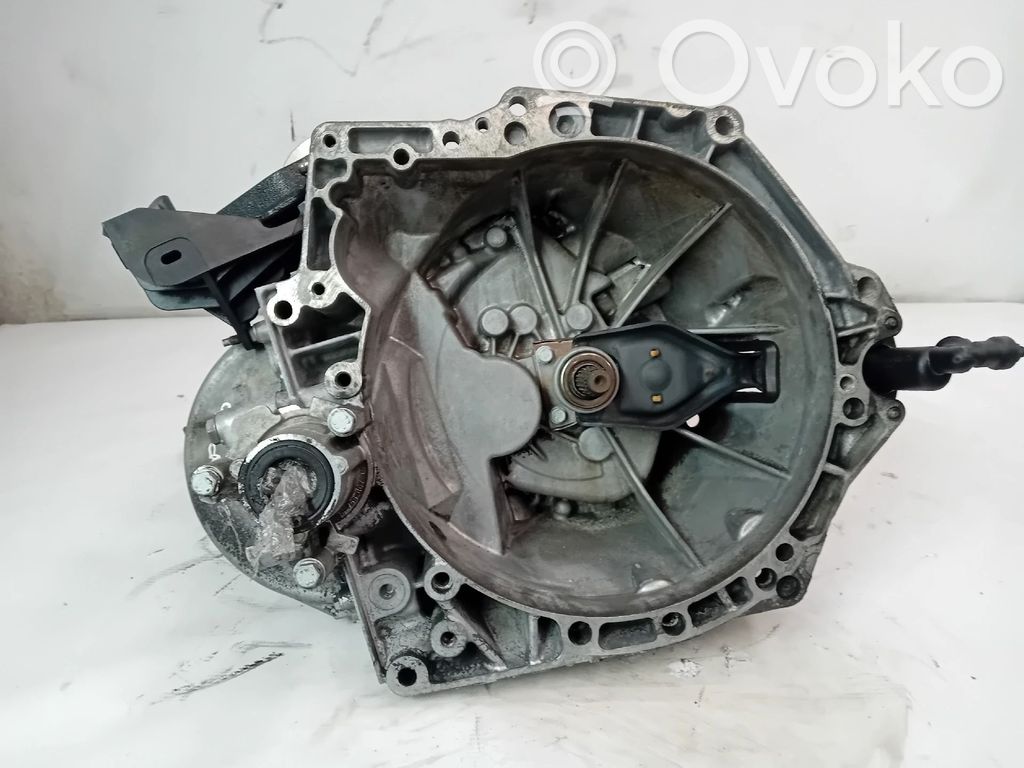 Cutie viteze manuală cu 5 trepte   20DP50